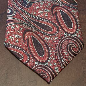 Veri God Red Green Hand Made 100% Silk Men’s Neck Tie
